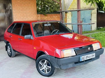 Авто ВАЗ 2109 1992 № 8945823