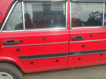 Авто ВАЗ 21063 1993 № 8945837