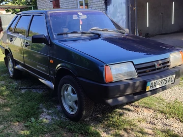 Авто ВАЗ 21099 2004 № 8945970