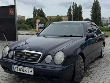 Авто Mercedes Mb 1999 № 8945984