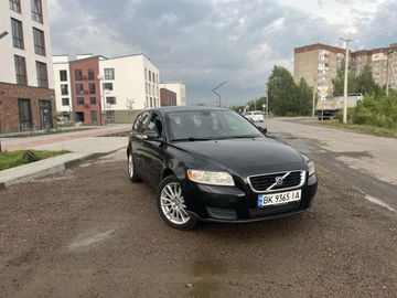 Авто Volvo V50 2008 № 8945996