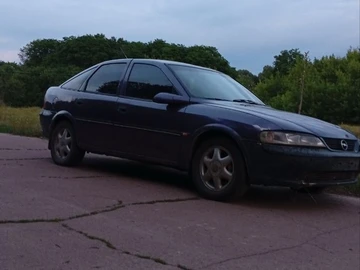 Авто Opel Vectra 1997 № 8946251