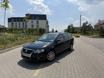 Авто Volkswagen Passat Variant 2006 № 8946258