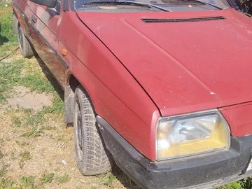 Авто Skoda Favorit 1993 № 8946375