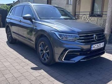 Авто Volkswagen Tiguan 2023 № 8946401