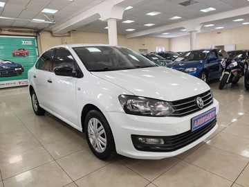 Авто Volkswagen Polo 2018 № 8946518