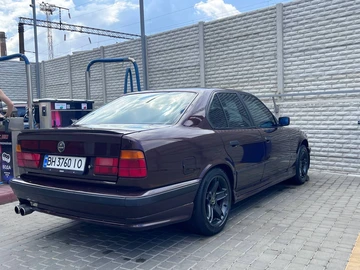Авто BMW 5 Серия 1994 № 8946717
