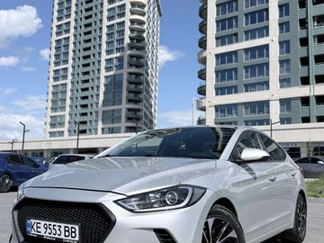 Авто Hyundai Elantra 2017 № 8946771