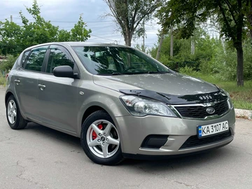 Авто KIA Cee X27 D 2010 № 8946875
