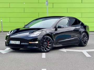 Авто Tesla Model 3 2023 № 8946928
