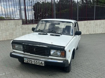 Авто ВАЗ 2107 1986 № 8946934