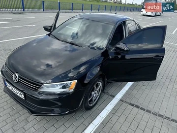 Авто Volkswagen Jetta 2012 № 8946946