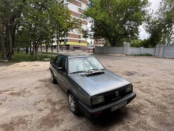 Авто Volkswagen Jetta 1986 № 8947049