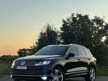 Авто Volkswagen Touareg 2014 № 8947067