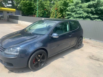 Авто Volkswagen Golf 2004 № 8947760