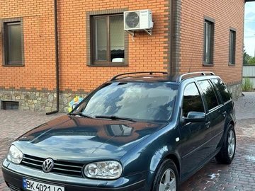 Авто Volkswagen Golf 2002 № 8947822