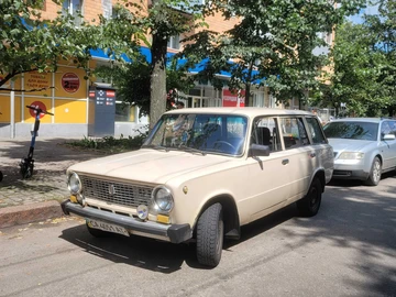 Авто ВАЗ 2102 1983 № 8947849