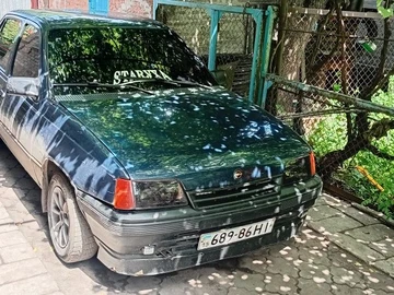 Авто Opel Kadett 1990 № 8947852