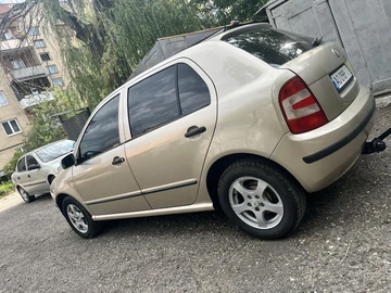 Авто Skoda Fabia 2004 № 8947856