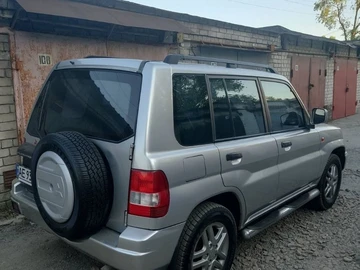 Авто Mitsubishi Pajero 2002 № 8947864