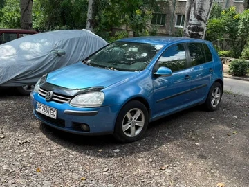 Авто Volkswagen Golf 2004 № 8947872