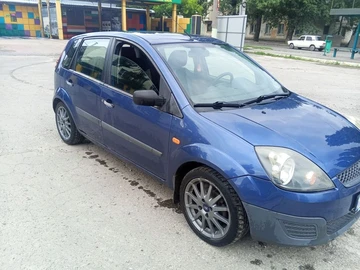 Авто Ford Fiesta 2006 № 8947894
