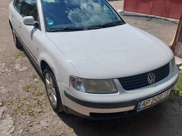 Авто Volkswagen Passat Sedan 1998 № 8947915