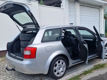 Авто Audi A4 2004 № 8947944