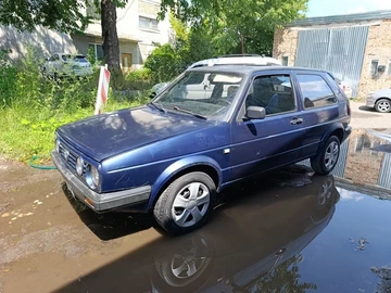 Авто Volkswagen Golf 1989 № 8948000