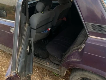 Авто ВАЗ 2105 1997 № 8948008