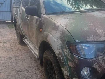 Авто Mitsubishi L 200 2007 № 8948091