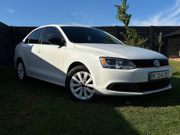 Авто Volkswagen Jetta 2013 № 8948187