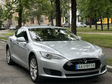 Авто Tesla Model S 2014 № 8948212