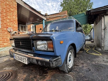 Авто ВАЗ 2107 1990 № 8948218