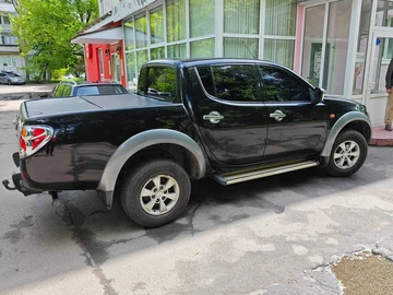 Авто Mitsubishi L 200 2008 № 8948267
