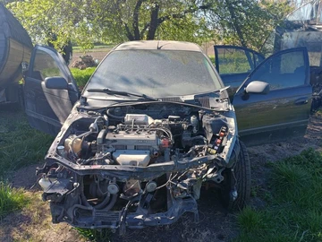 Авто Toyota Avensis 2000 № 8948359
