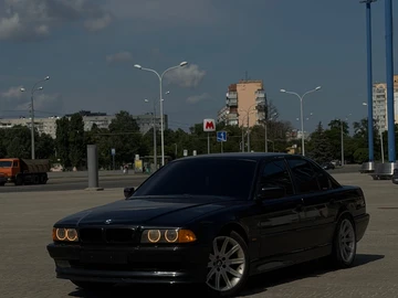 Авто BMW 7 Серия 1995 № 8948373