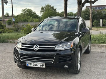 Авто Volkswagen Touareg 2013 № 8948412