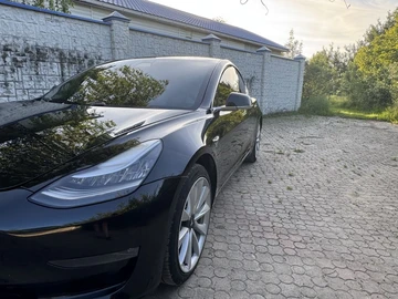 Авто Tesla Model 3 2018 № 8948514