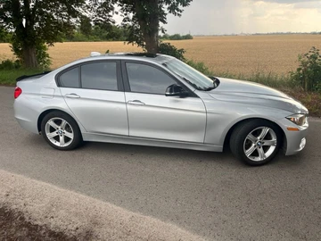 Авто BMW 3 Серия 2015 № 8948596