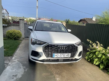 Авто Audi Q3 2019 № 8948900