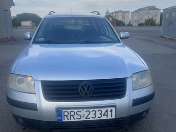 Авто Volkswagen Passat Variant 2003 № 8948993