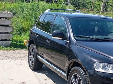 Авто Volkswagen Touareg 2005 № 8949014