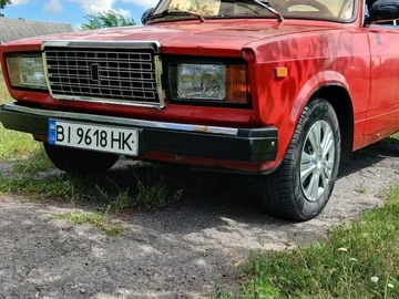 Авто ВАЗ 2107 1988 № 8949015