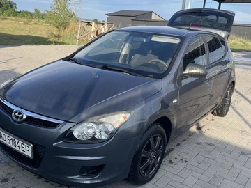 Авто Hyundai I30 2010 № 8949030