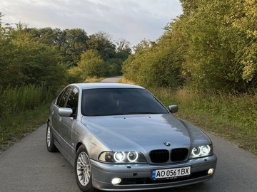 Авто BMW 5 Серия 2002 № 8949044