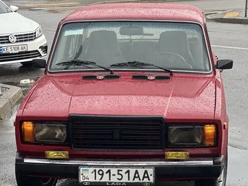 Авто ВАЗ 2107 1993 № 8949156