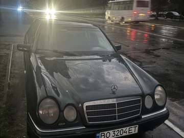 Авто Mercedes E Серия 1997 № 8949191