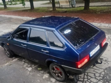 Авто ВАЗ 2109 2002 № 8949273