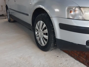 Авто Volkswagen Passat Variant 2000 № 8949281